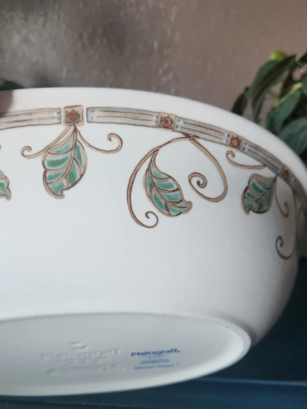 Pfaltzgraff Mission Flower Large Serving Bowl In Excellent Condition